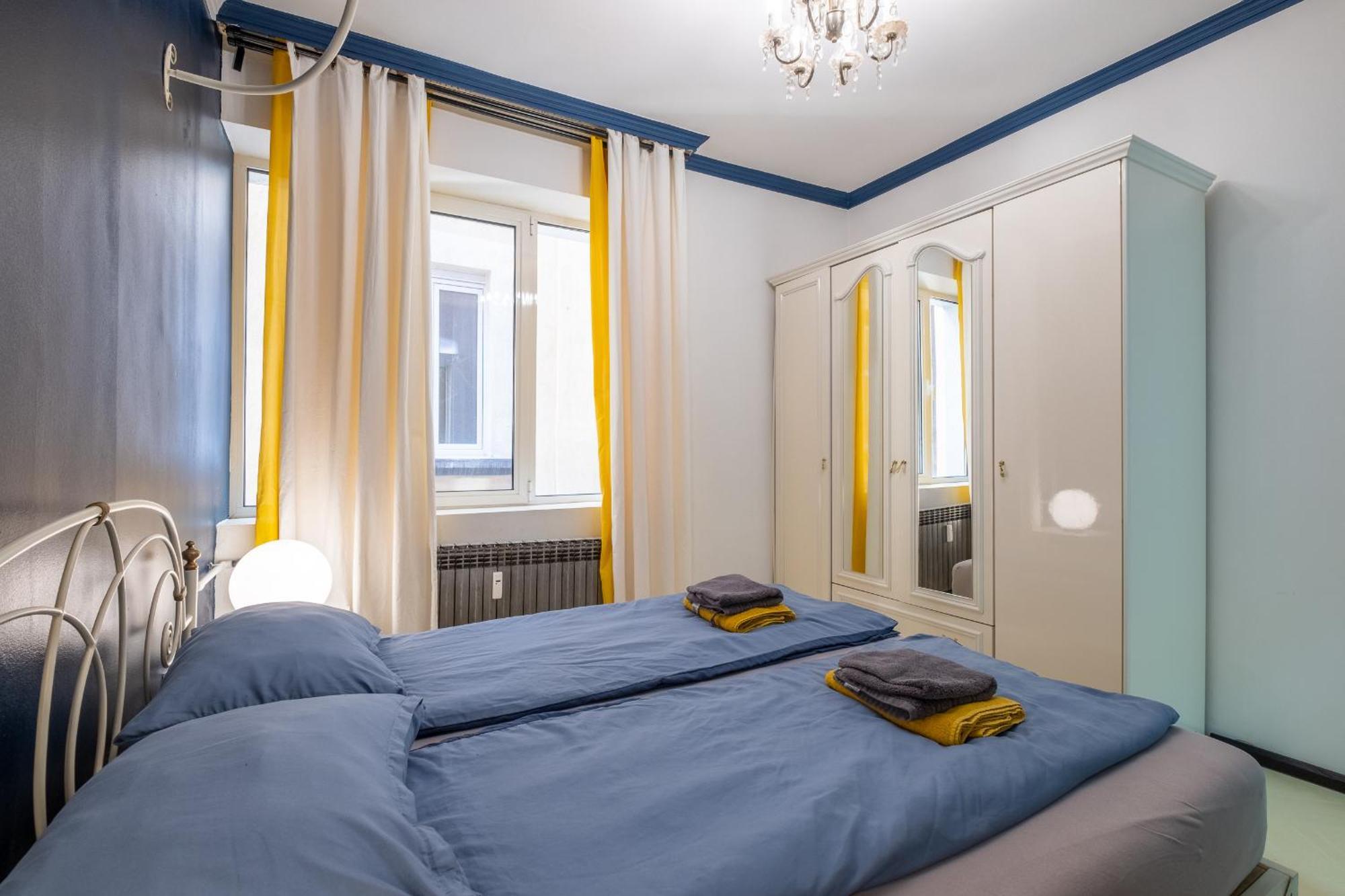 Modern , Spacious 2Br Apartment In Top Center Sofia Exterior foto